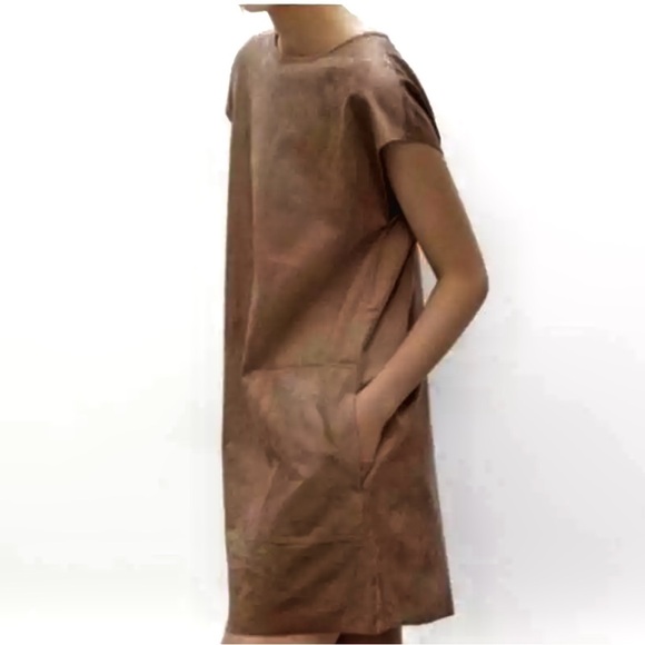 Wilfred Free- Aritzia Nori faux
suede mini dress - Picture 5 of 5